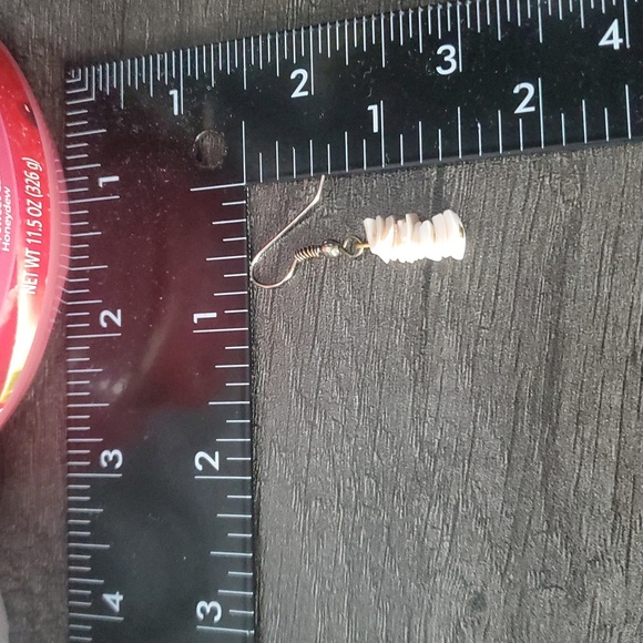 Pula Chip Shell Earrings Neutral Beach Wear E1018 - Picture 2 of 2